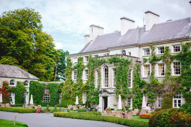 elope to Ireland Manot house elopement